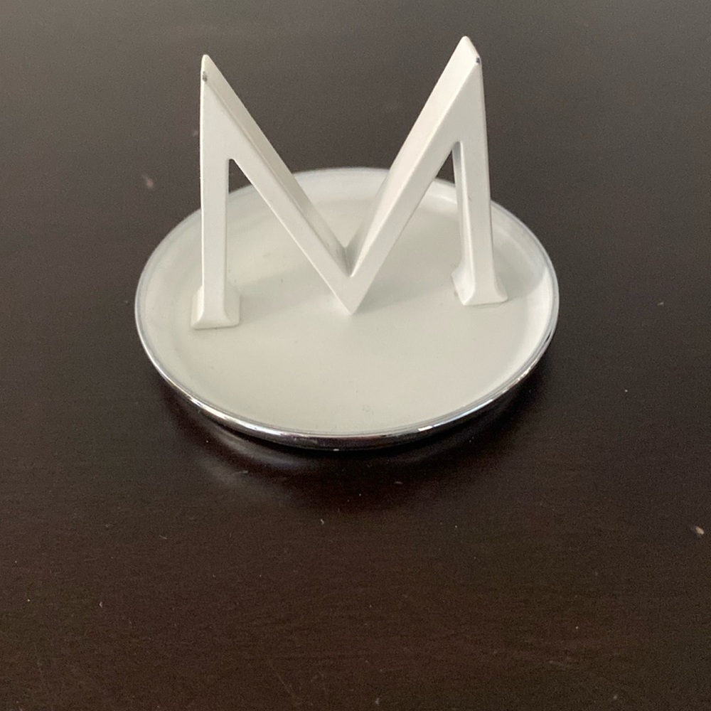 Umbra By Laura Carwardine M Ring Holder Jewelry Dish